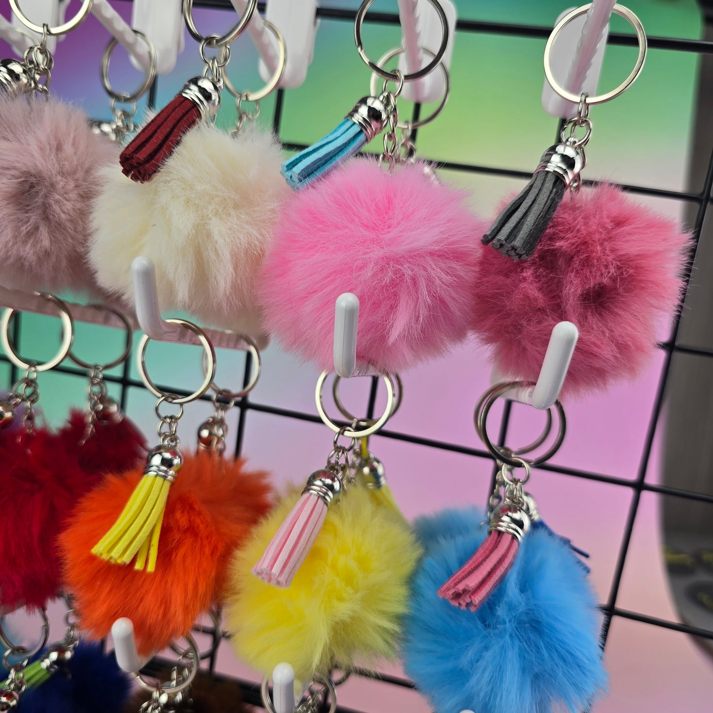 Fluffy Pom - Key Chain