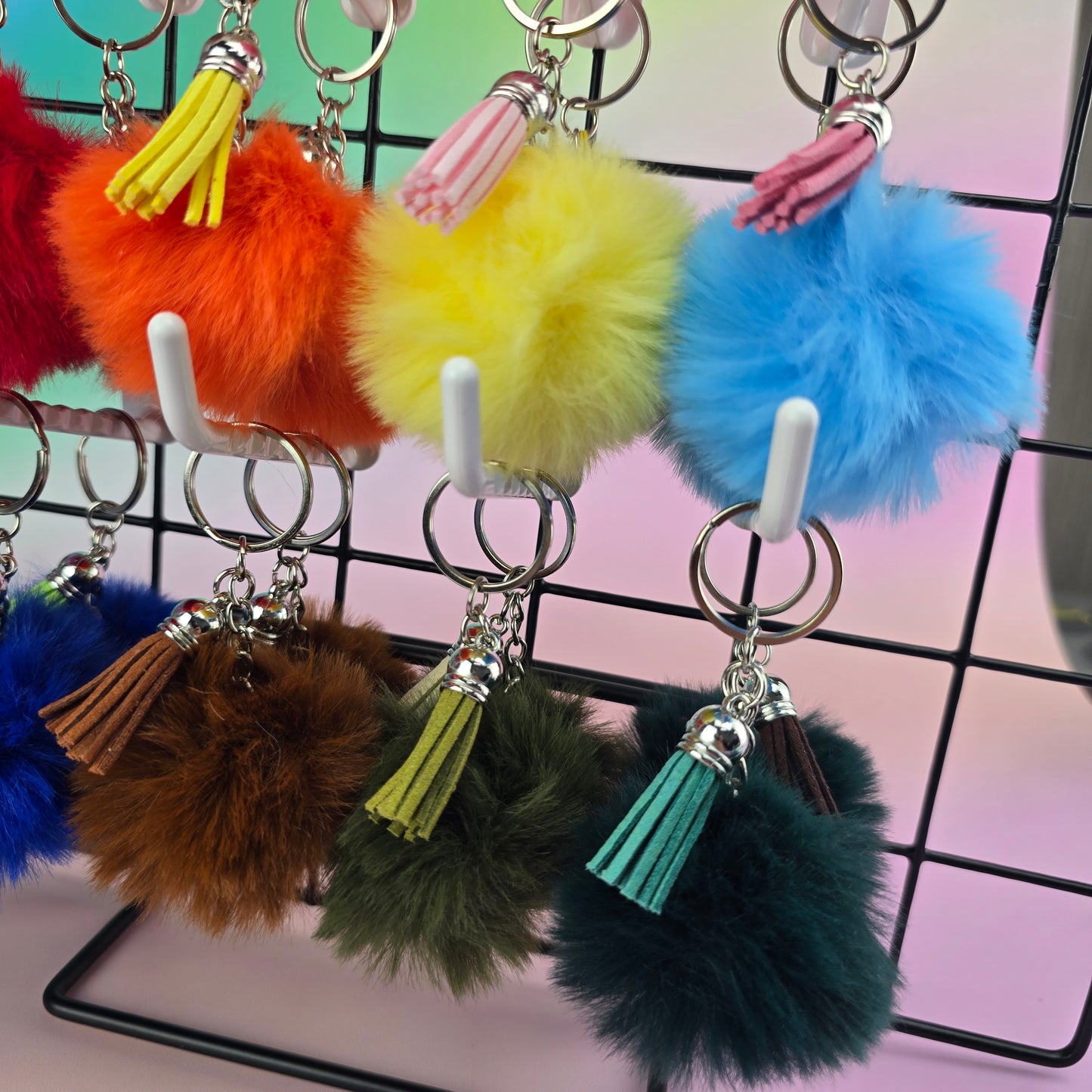 Fluffy Pom - Key Chain
